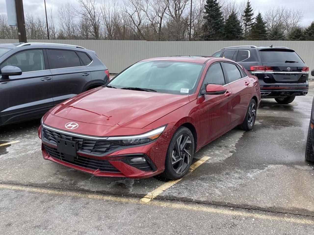 2025 Hyundai Elantra Luxury | Leather Seats | Heated Steering Photo