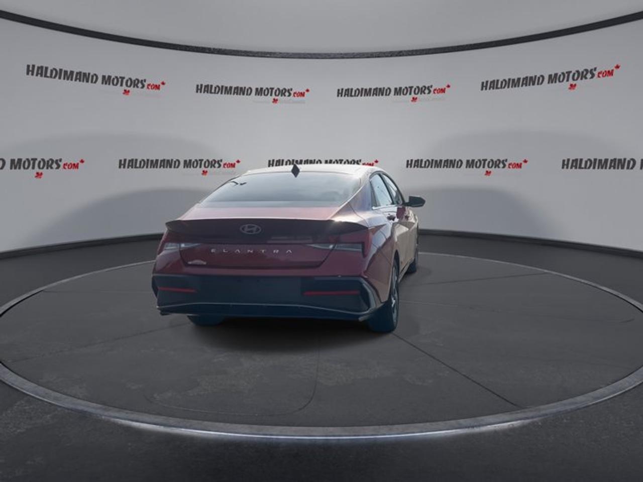 2025 Hyundai Elantra Luxury | One owner | No accidents | Leather Seats | Heated Steering Photo
