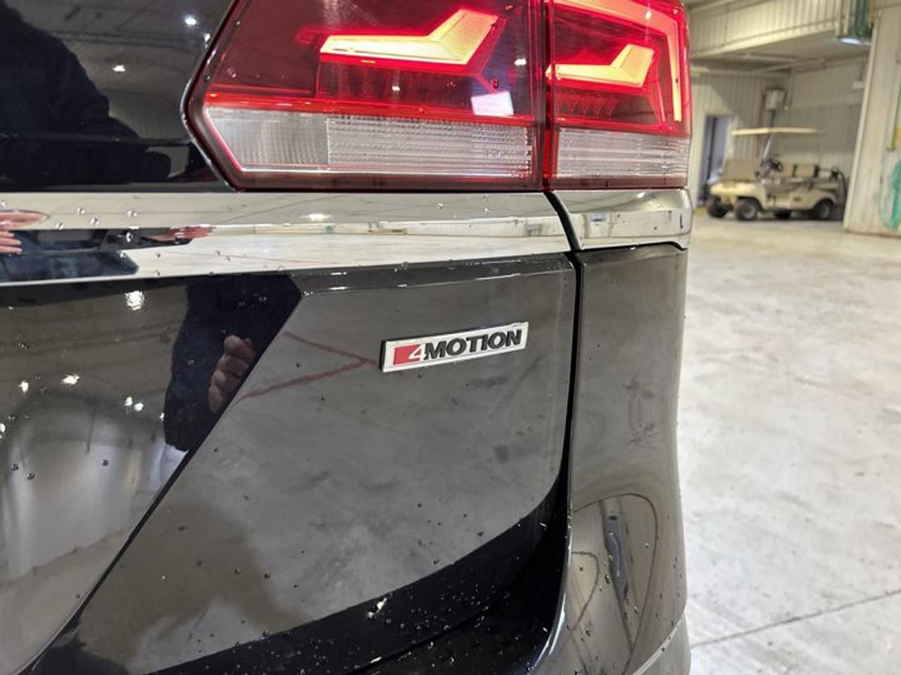 2022 Volkswagen Atlas Execline 4MOTION | Ventilated Seats | No accidents Photo