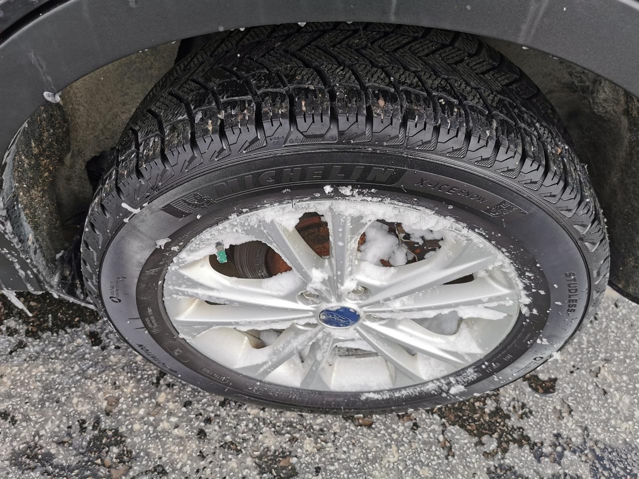 2017 Ford Escape SE FWD Photo