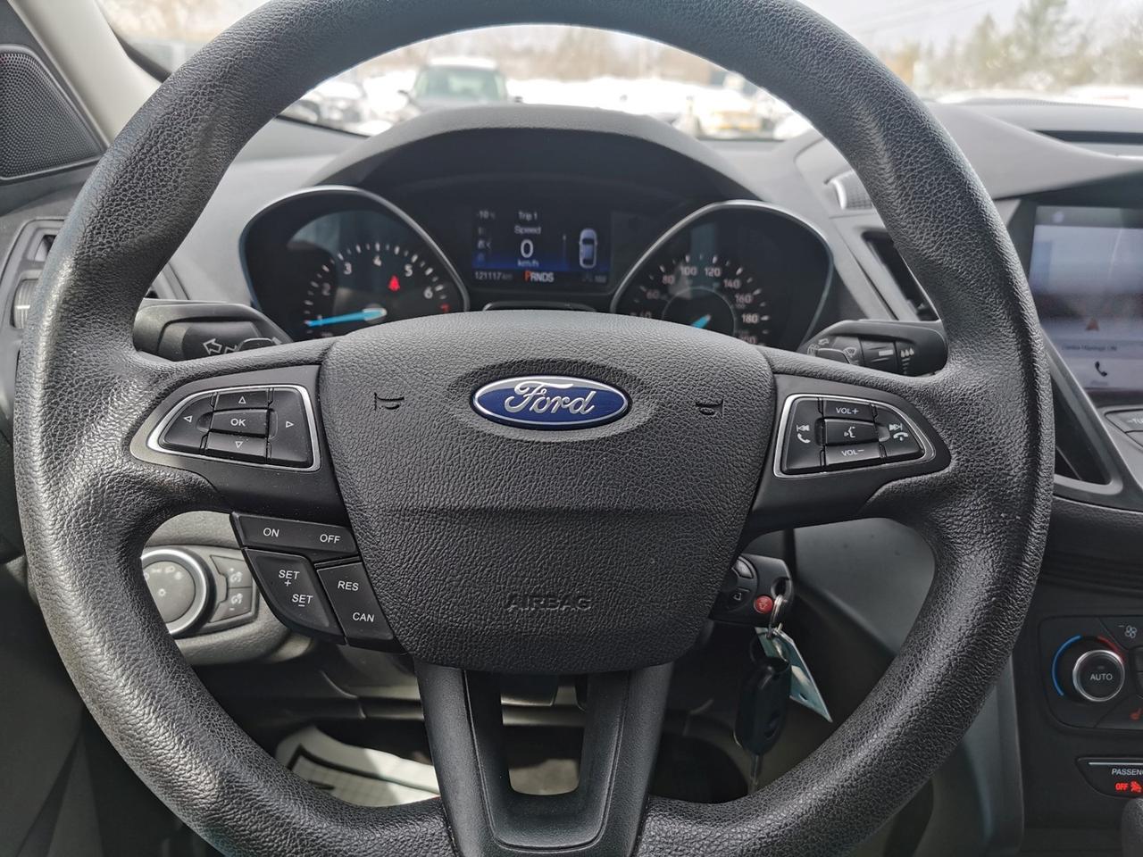 2017 Ford Escape SE FWD Photo