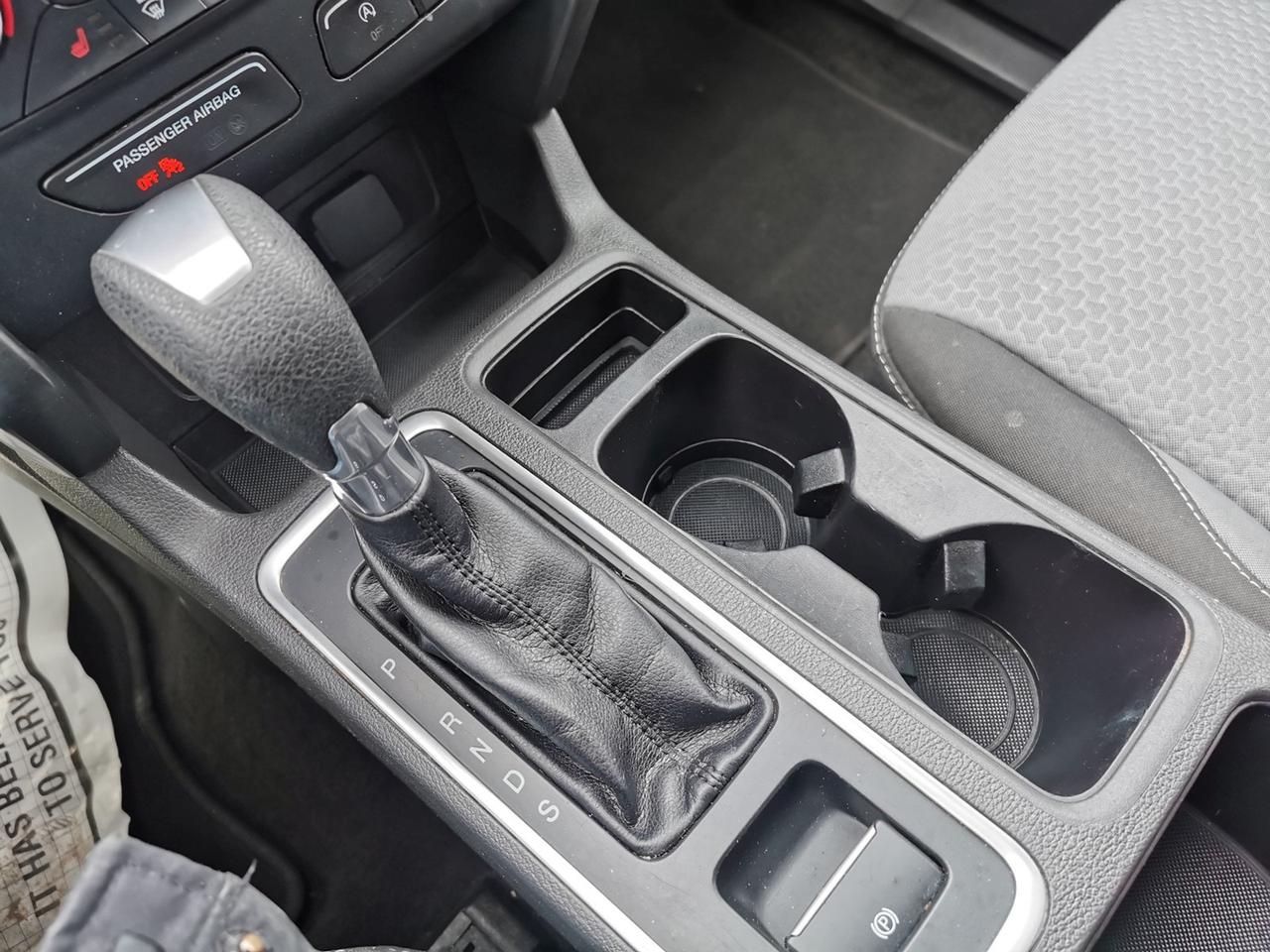 2017 Ford Escape SE FWD Photo