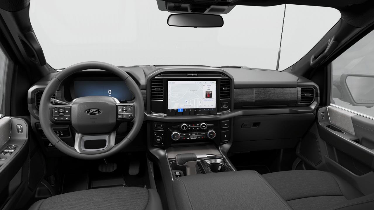 2026 Ford F-150 XLT Photo4