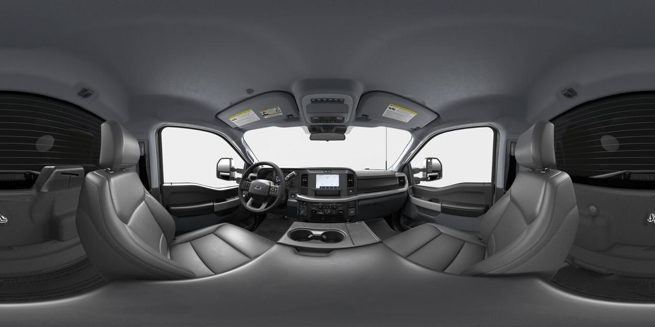 2026 Ford F-350 Super Duty SRW XLT Photo