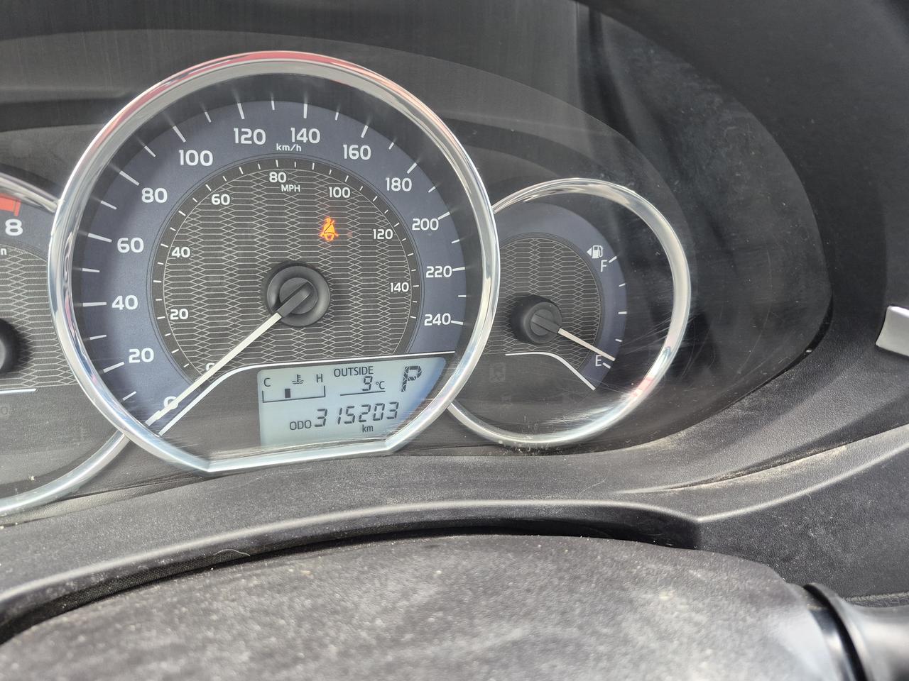 2015 Toyota Corolla L Photo