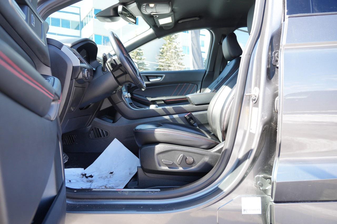 2022 Ford Edge ST Line AWD Photo