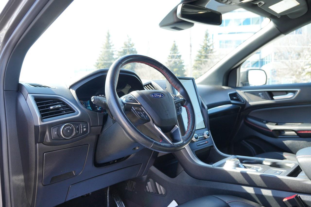 2022 Ford Edge ST Line AWD Photo