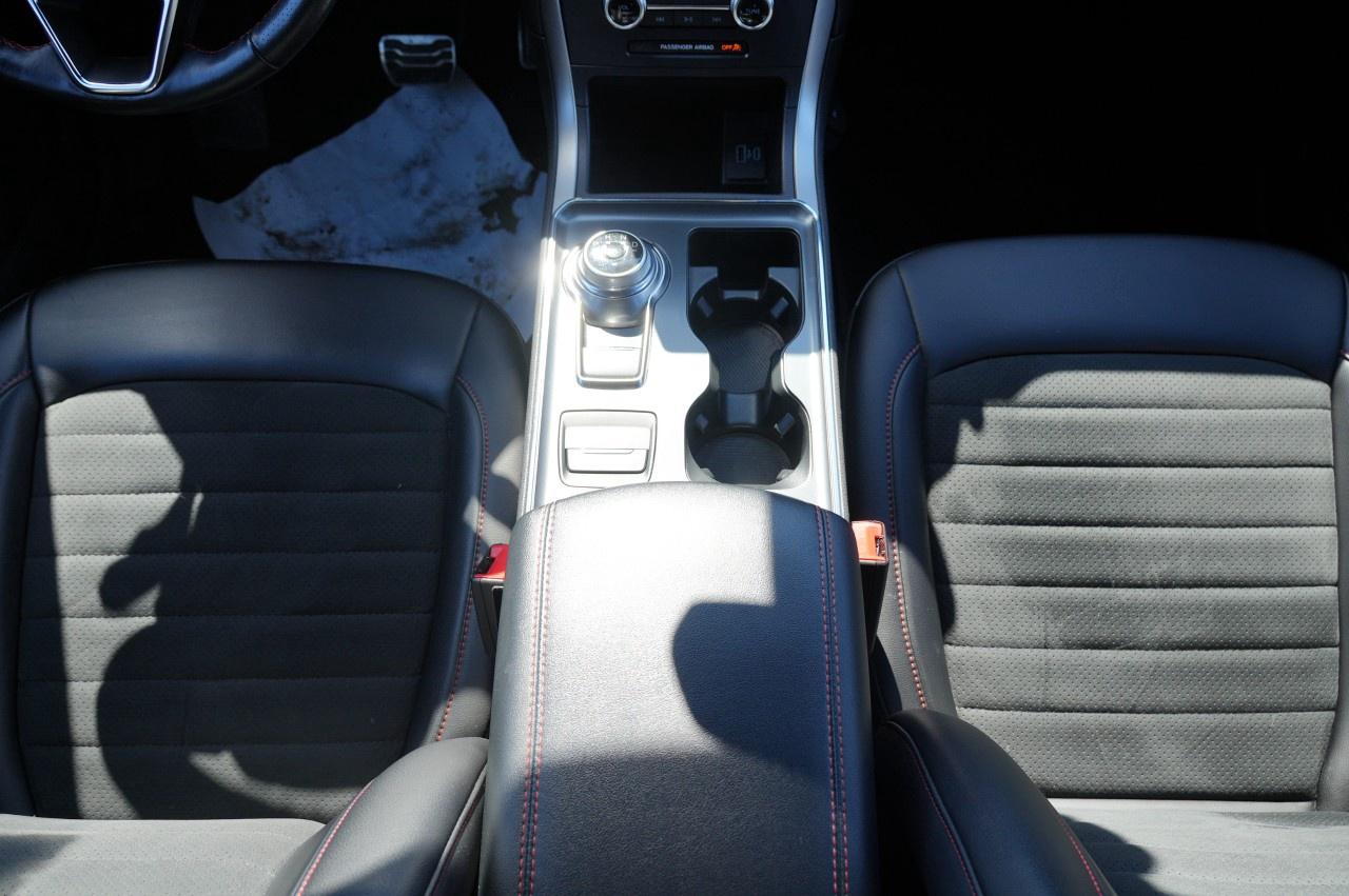 2022 Ford Edge ST Line AWD Photo