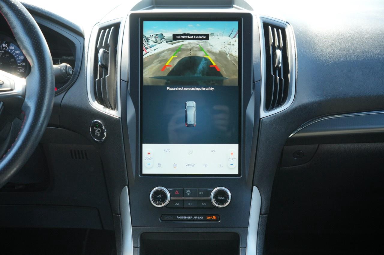 2022 Ford Edge ST Line AWD Photo