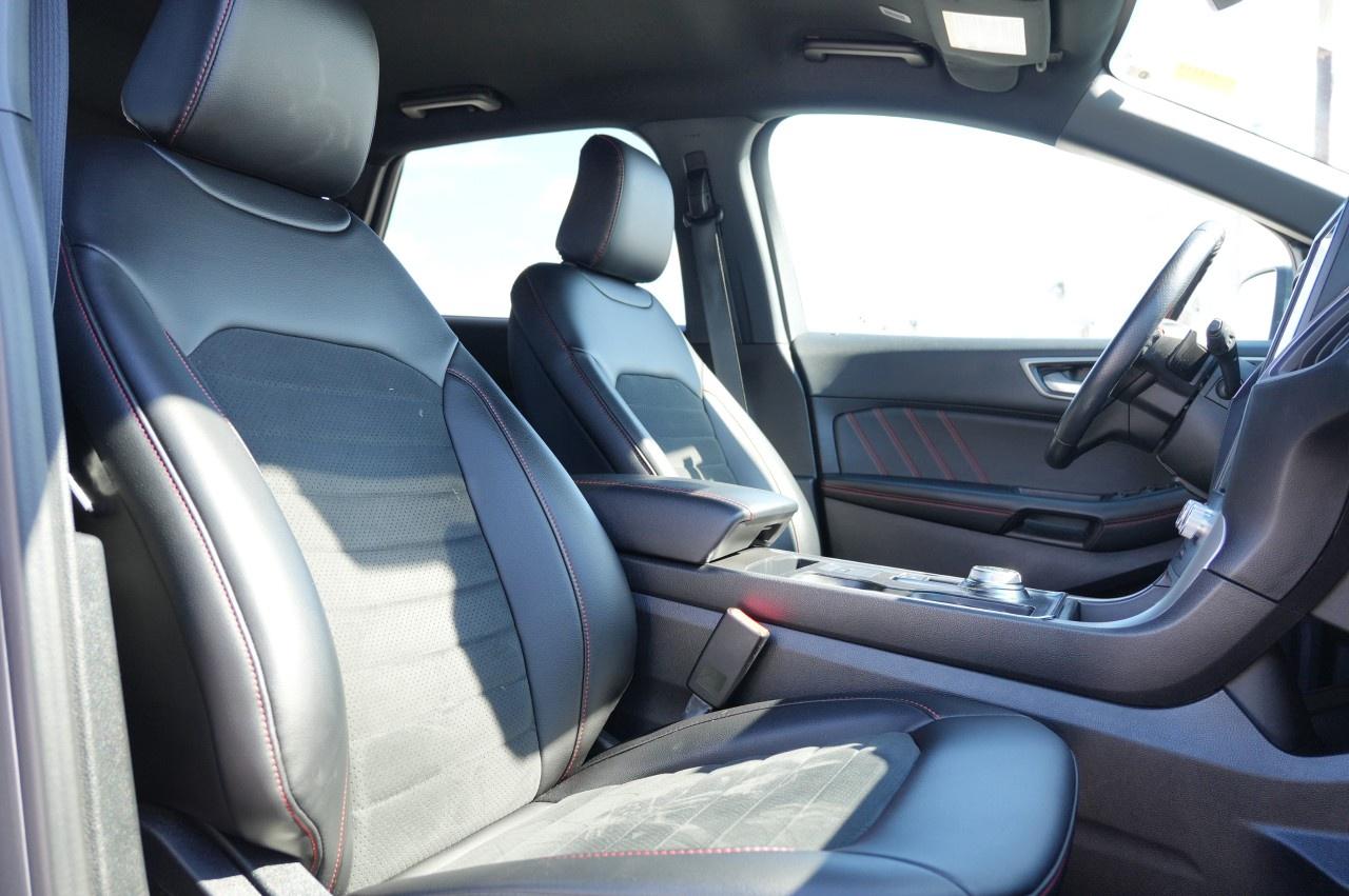 2022 Ford Edge ST Line AWD Photo