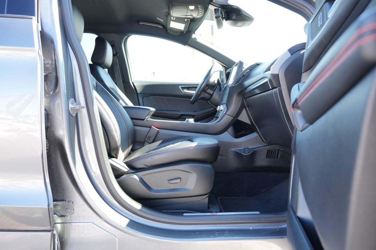 2022 Ford Edge ST Line AWD Photo