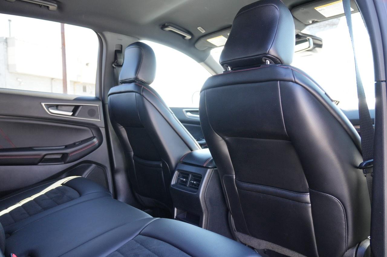 2022 Ford Edge ST Line AWD Photo