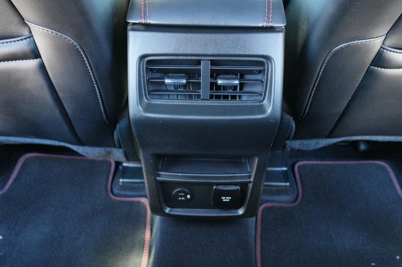 2022 Ford Edge ST Line AWD Photo