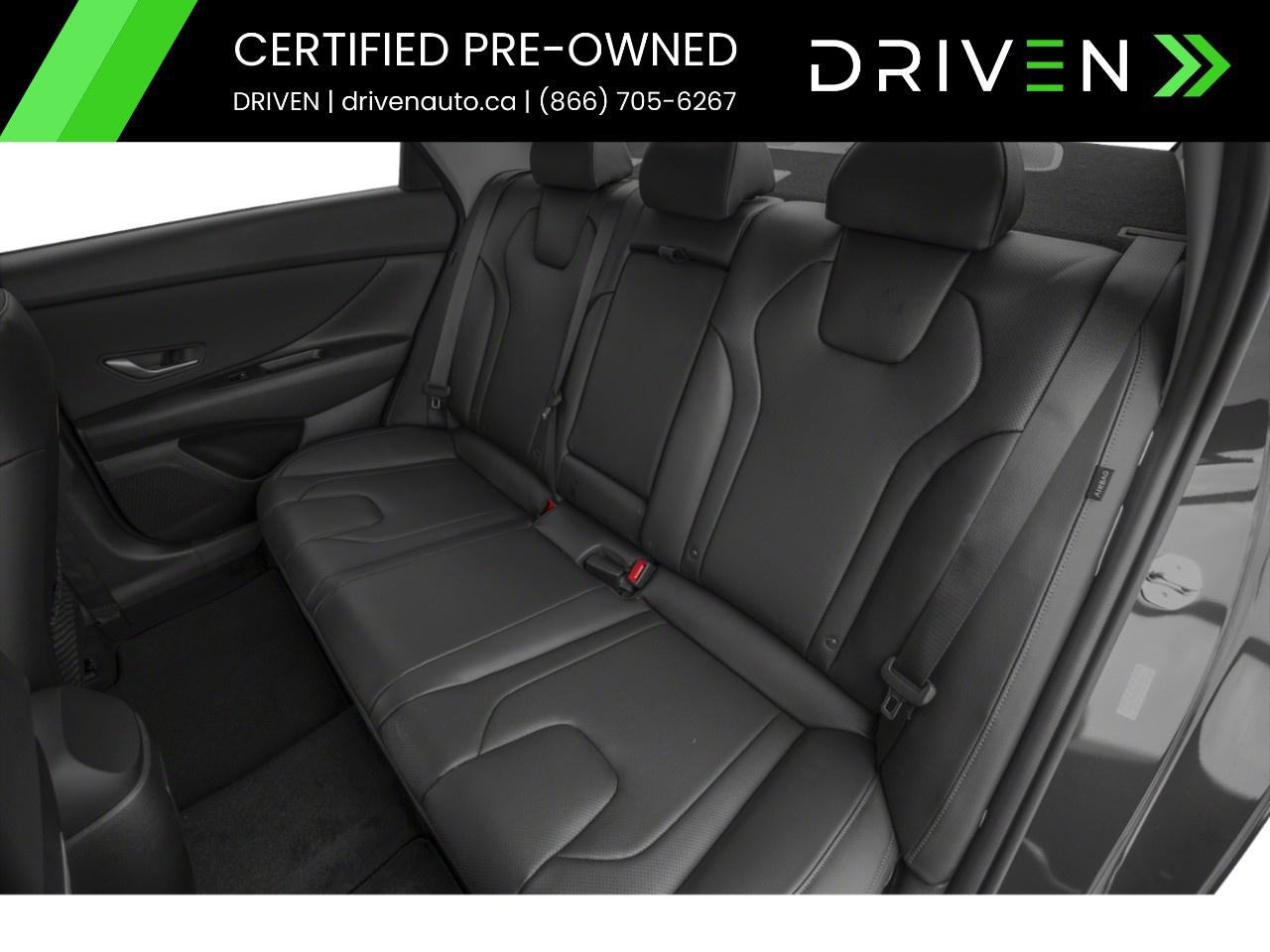 2024 Hyundai Elantra Luxury IVT w/Two-Tone Interior Photo