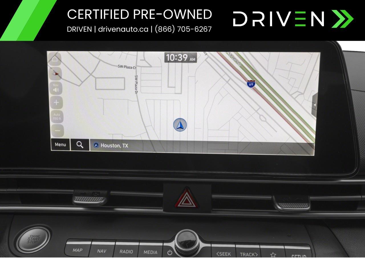 2024 Hyundai Elantra Luxury IVT w/Two-Tone Interior Photo