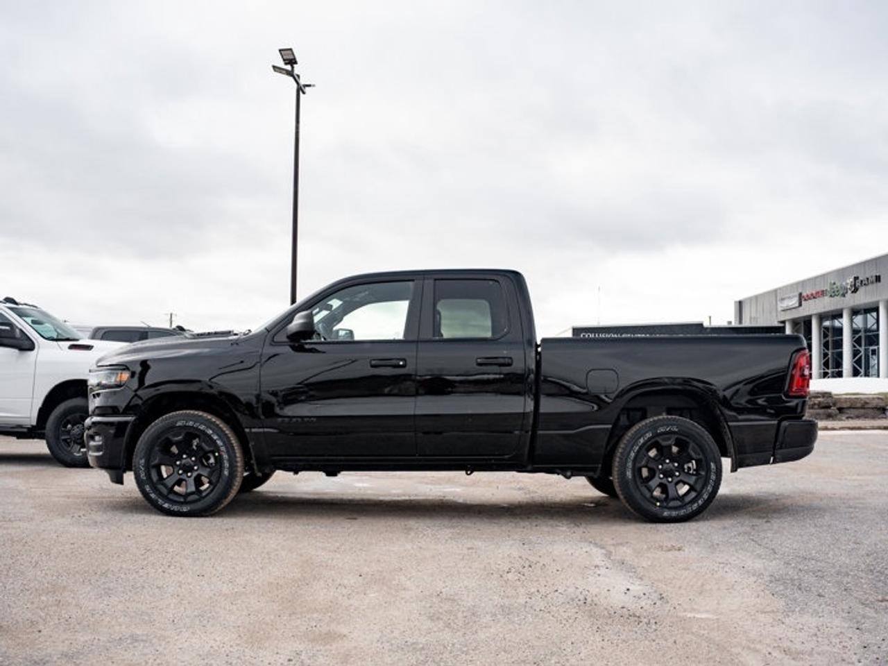 2026 RAM 1500 Express Photo