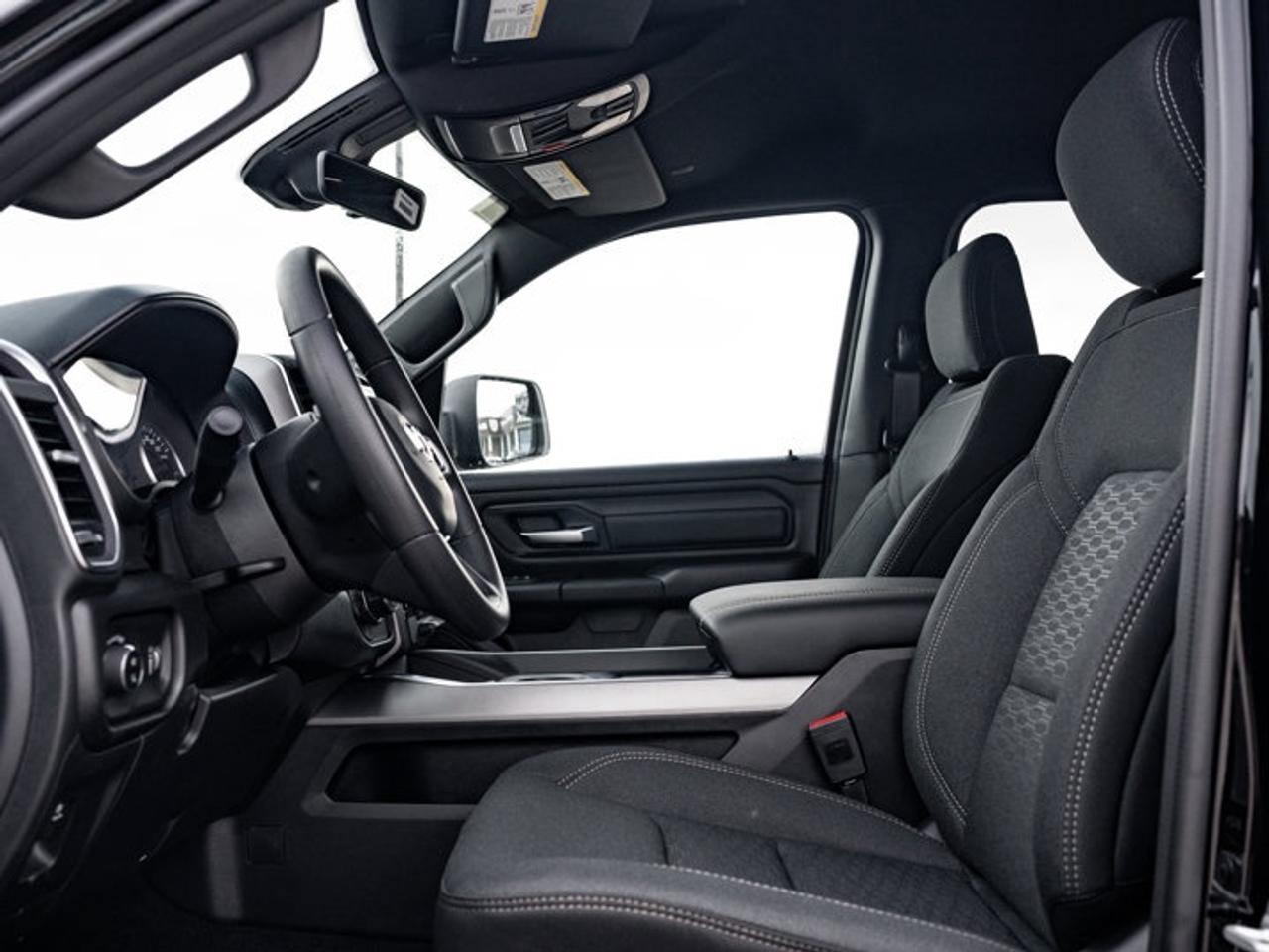 2026 RAM 1500 Express Photo