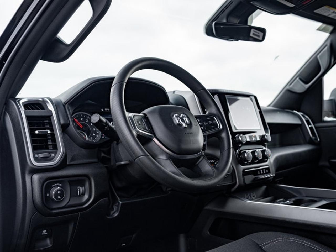 2026 RAM 1500 Express Photo