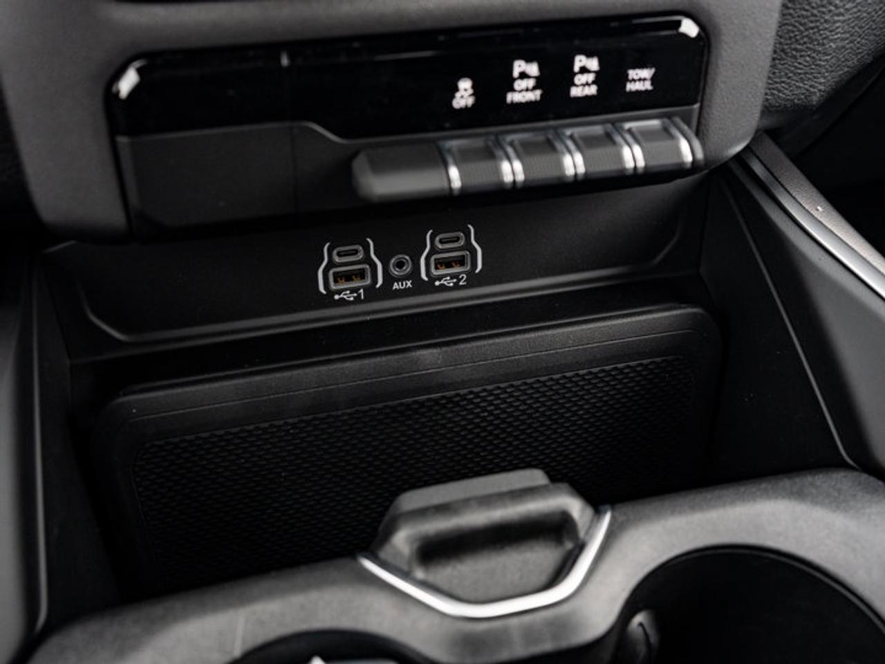 2026 RAM 1500 Express Photo