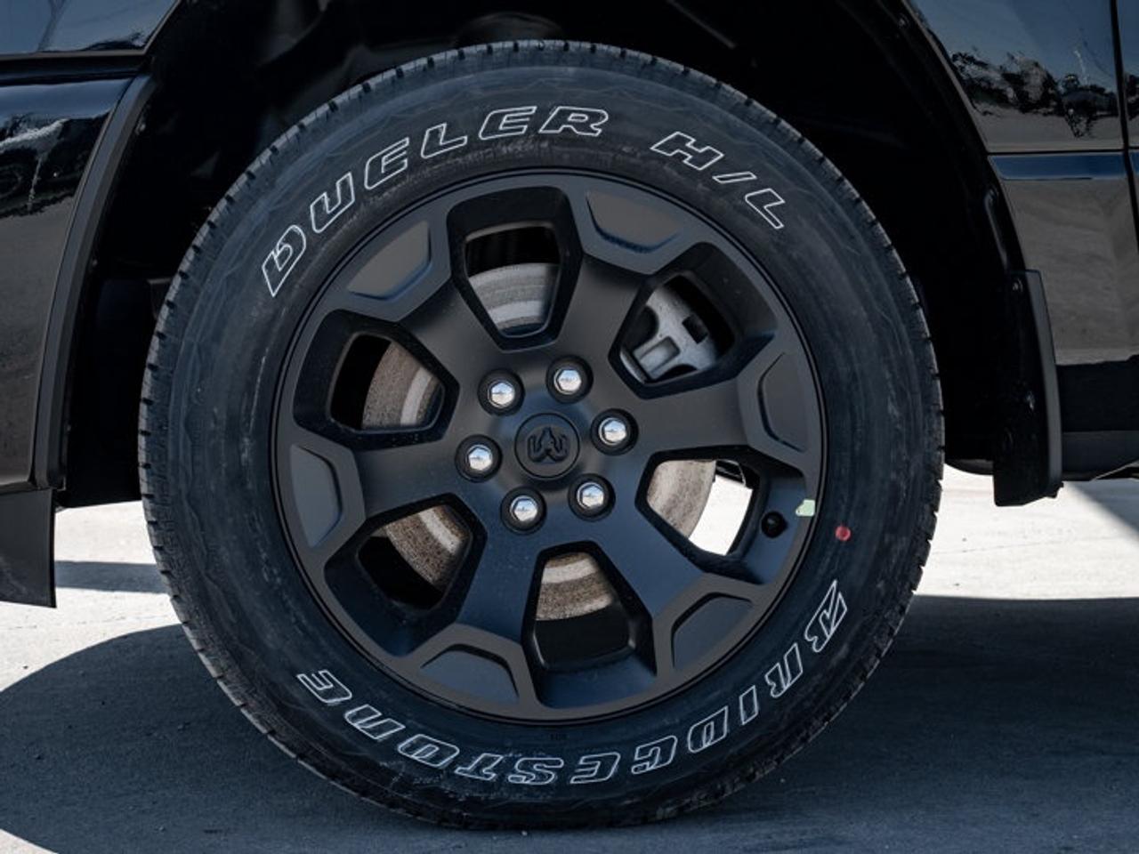 2026 RAM 1500 Express Photo