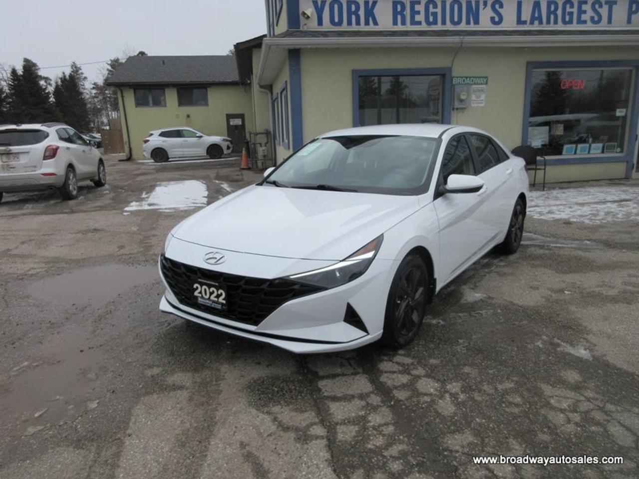 2022 Hyundai Elantra GREAT KM'S SEL-VERSION 5 PASSENGER 2.0L - DOHC.. DRIVE-MODE-SELECT.. HEATED SEATS & WHEEL.. BACK-UP CAMERA.. BLUETOOTH SYSTEM.. KEYLESS ENTRY.. Photo