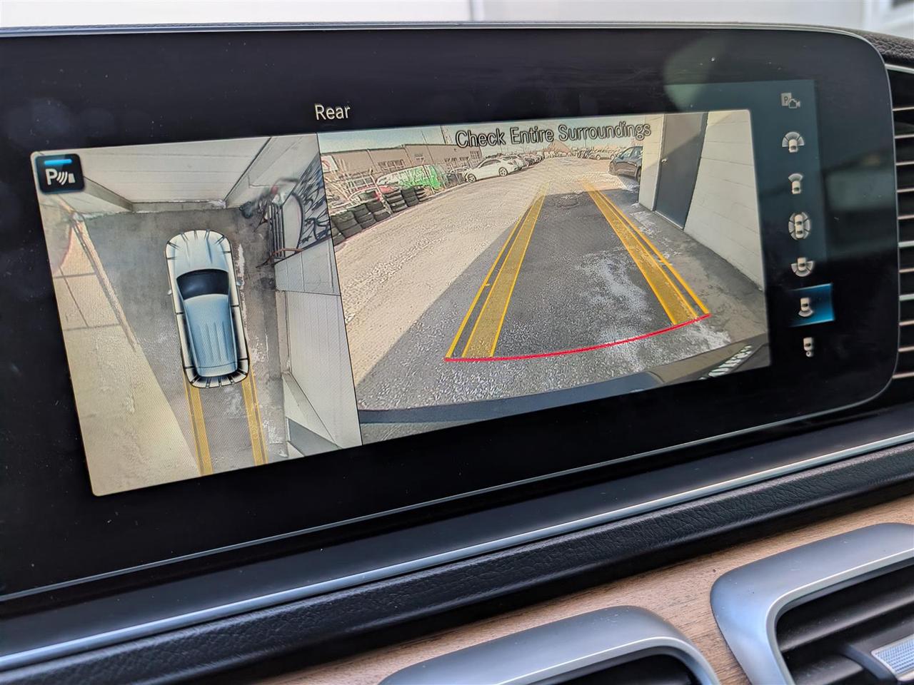 2022 Mercedes-Benz GLE 450 4MATIC - NAVI - PANO ROOF - 360 CAM - TECH FEATURES Photo