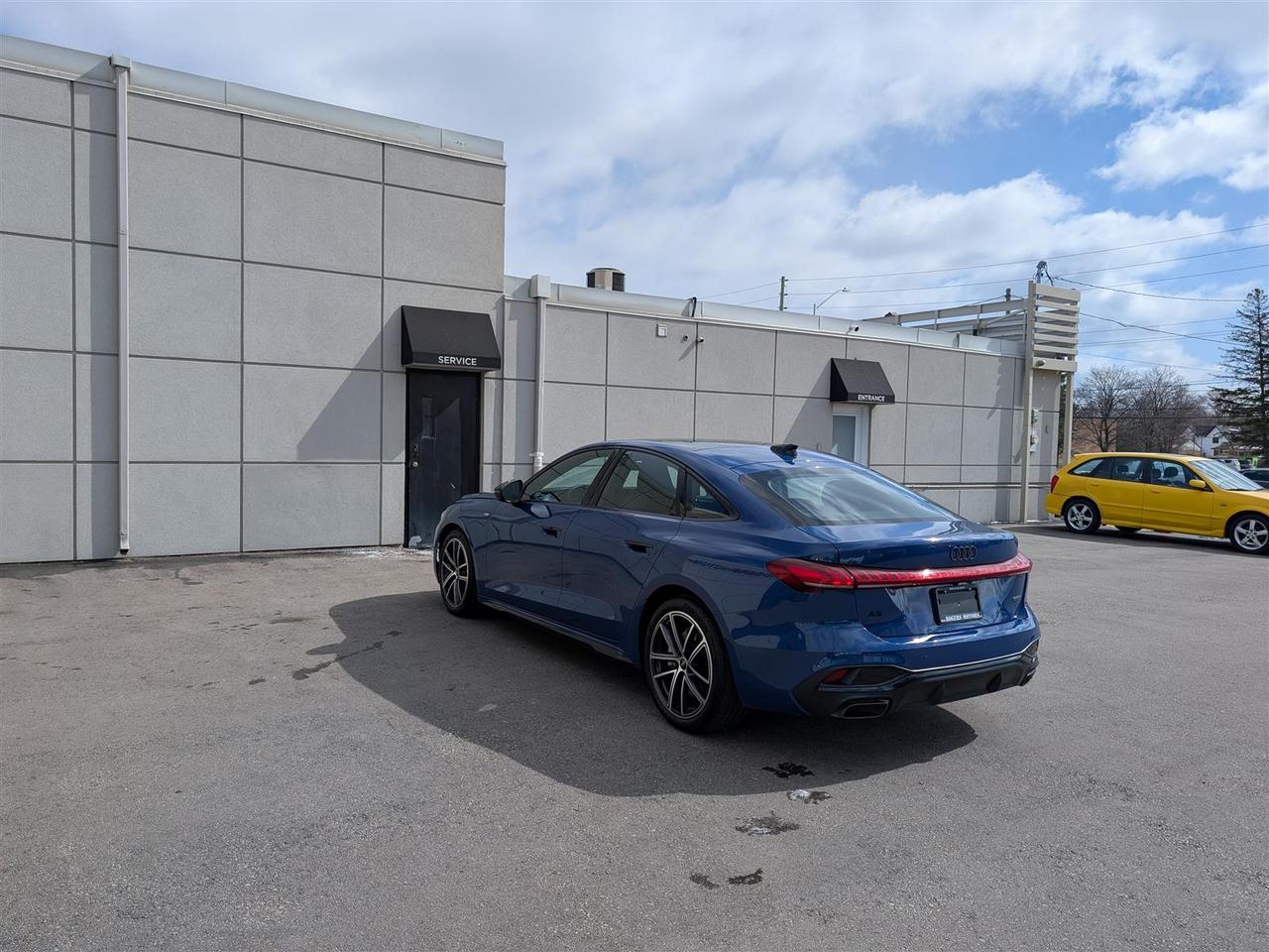 2025 Audi A5 PROGRESSIV QTRO - NAVI - PANO ROOF - TECH FEATS Photo2