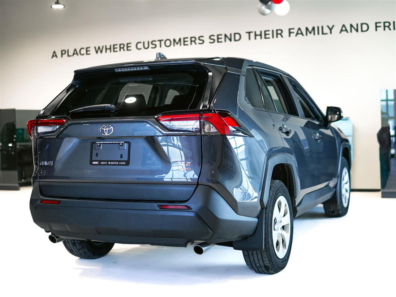 2025 Toyota RAV4 LE | AWD | NO ACCIDENTS | BLIND SPOT Photo
