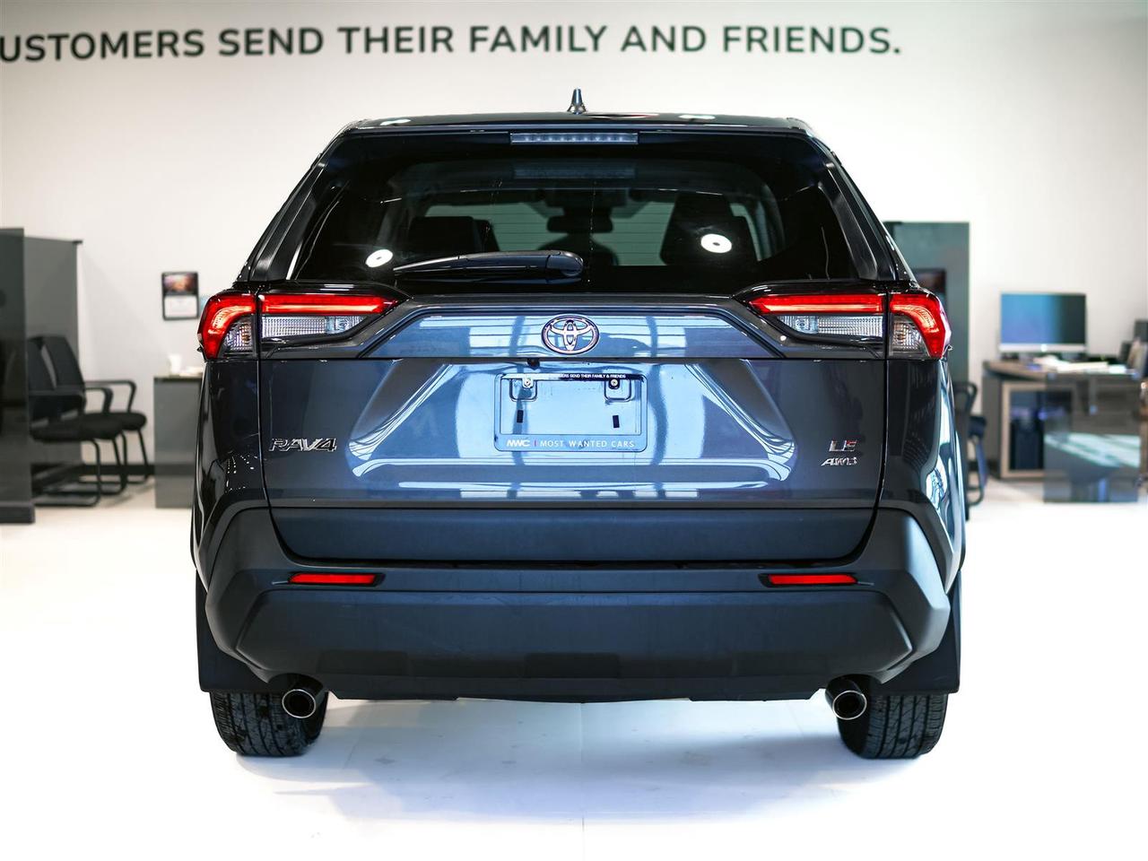 2025 Toyota RAV4 LE | AWD | NO ACCIDENTS | BLIND SPOT Photo