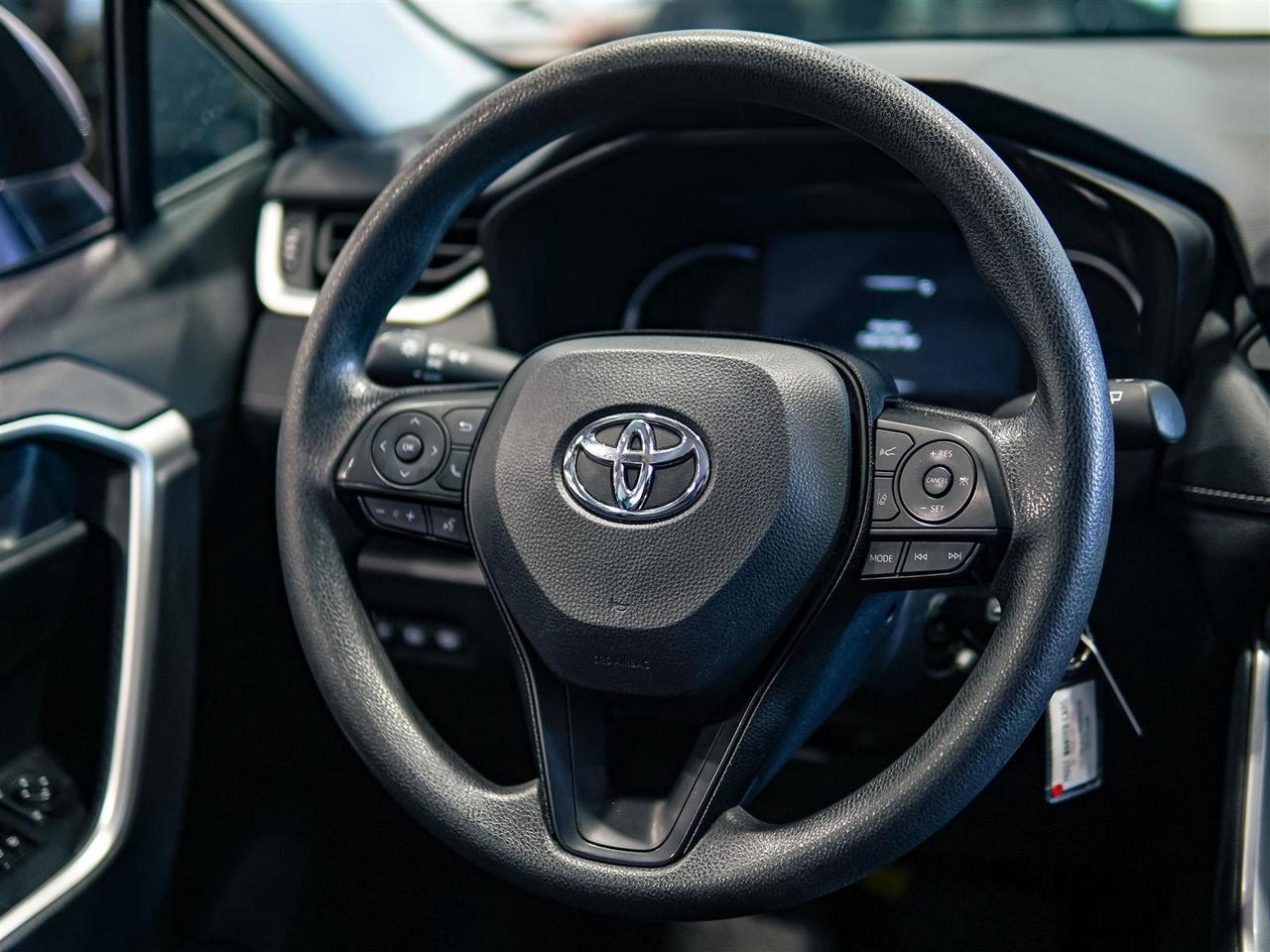 2025 Toyota RAV4 LE | AWD | NO ACCIDENTS | BLIND SPOT Photo