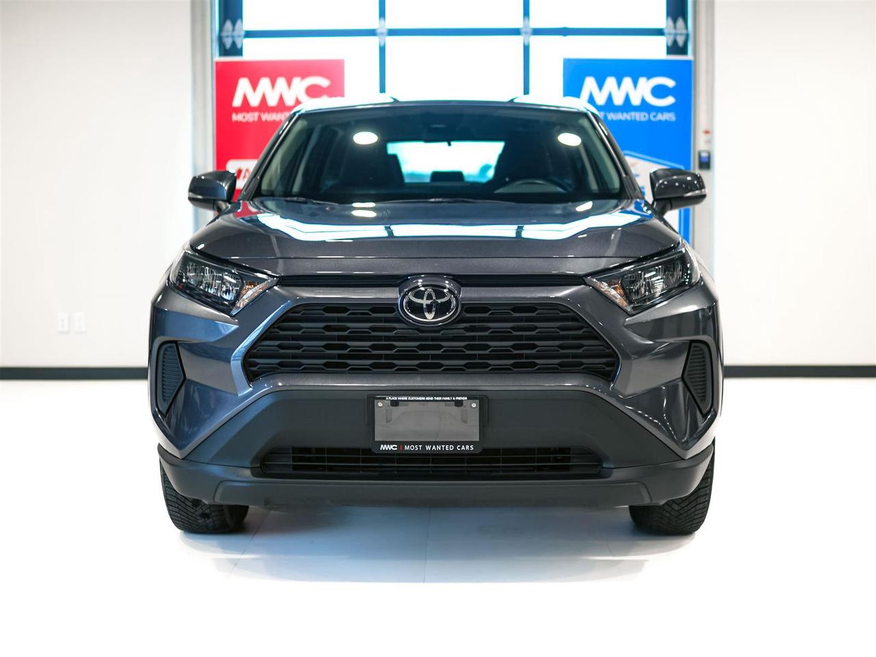 2025 Toyota RAV4 LE | AWD | NO ACCIDENTS | BLIND SPOT Photo2