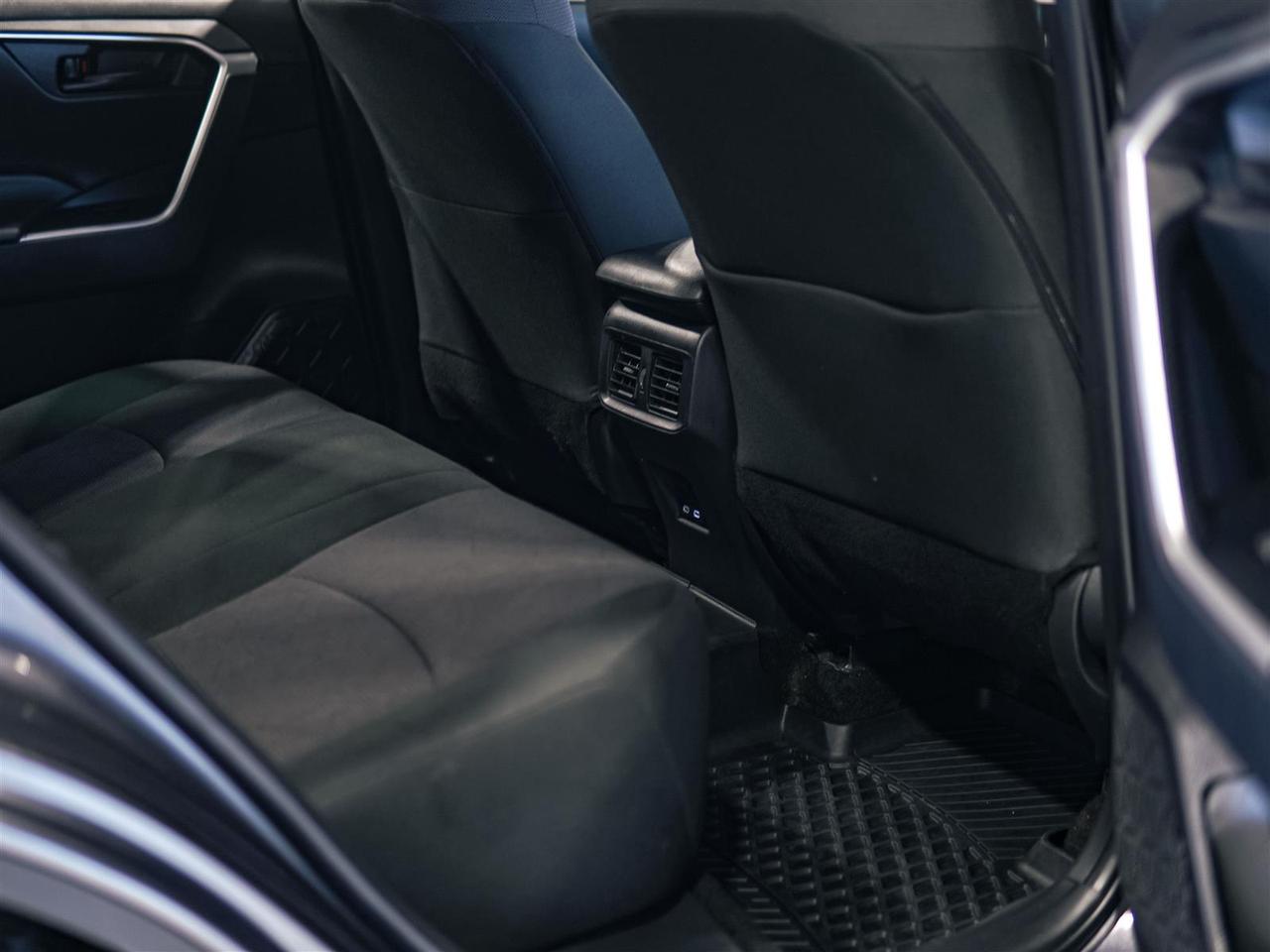 2025 Toyota RAV4 LE | AWD | NO ACCIDENTS | BLIND SPOT Photo