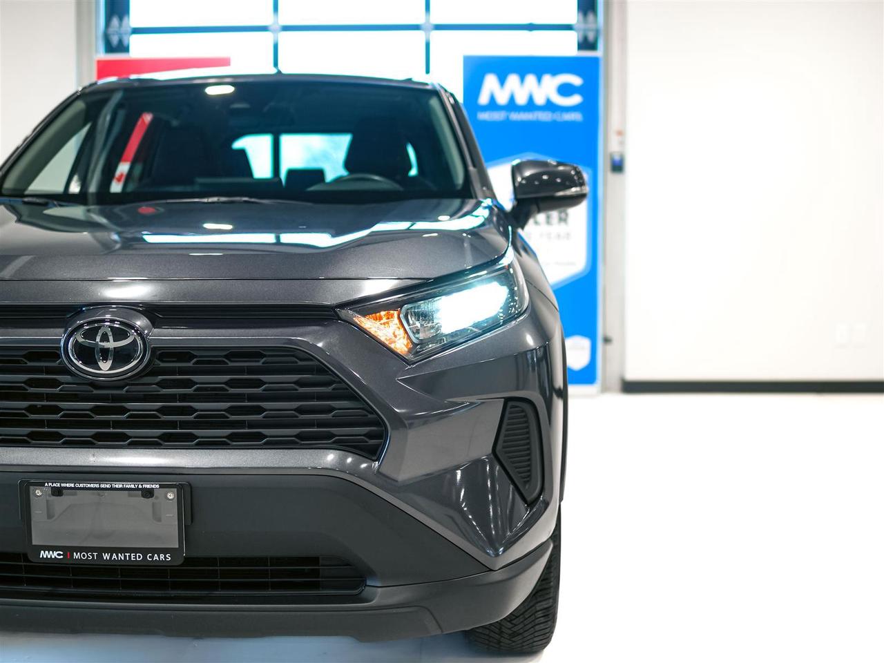 2025 Toyota RAV4 LE | AWD | NO ACCIDENTS | BLIND SPOT Photo