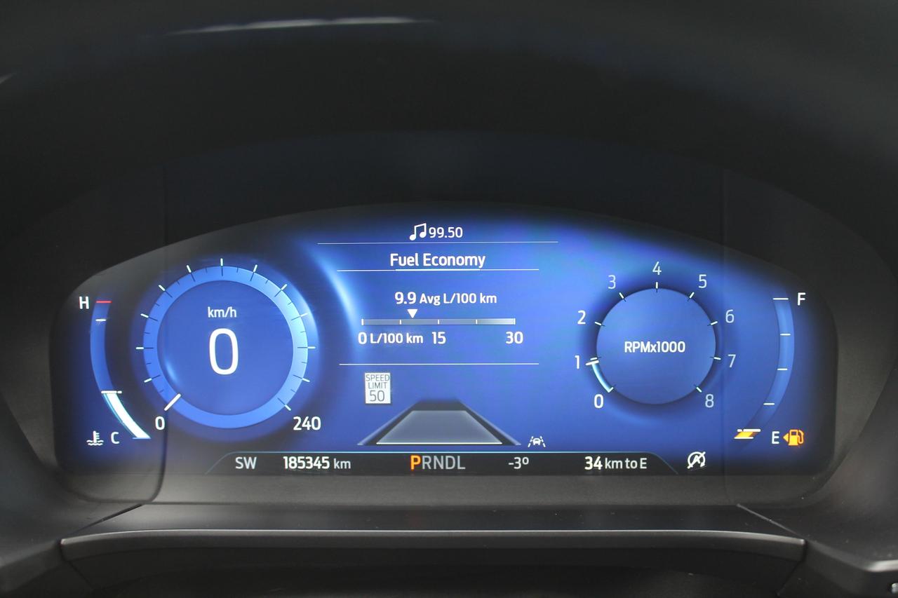 2021 Ford Escape Titanium Photo