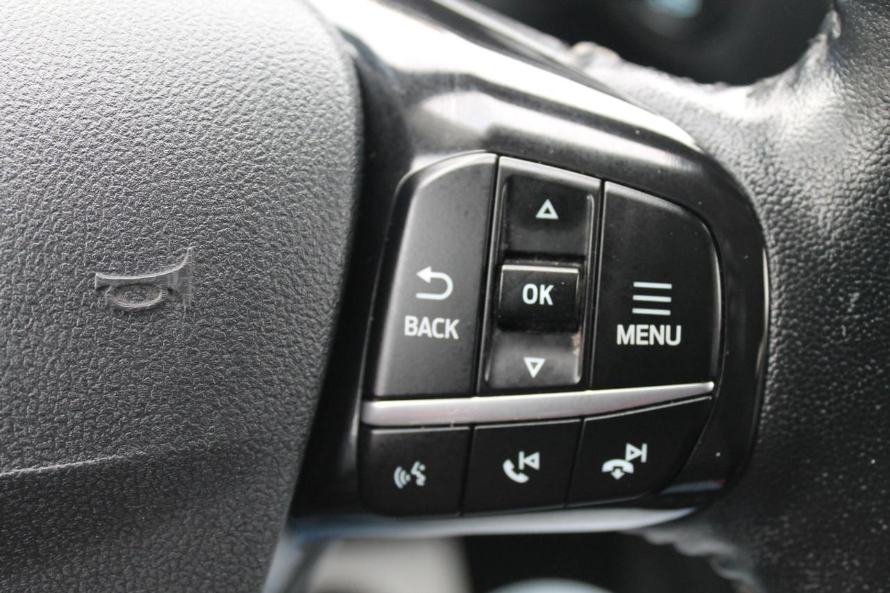2021 Ford Escape Titanium Photo