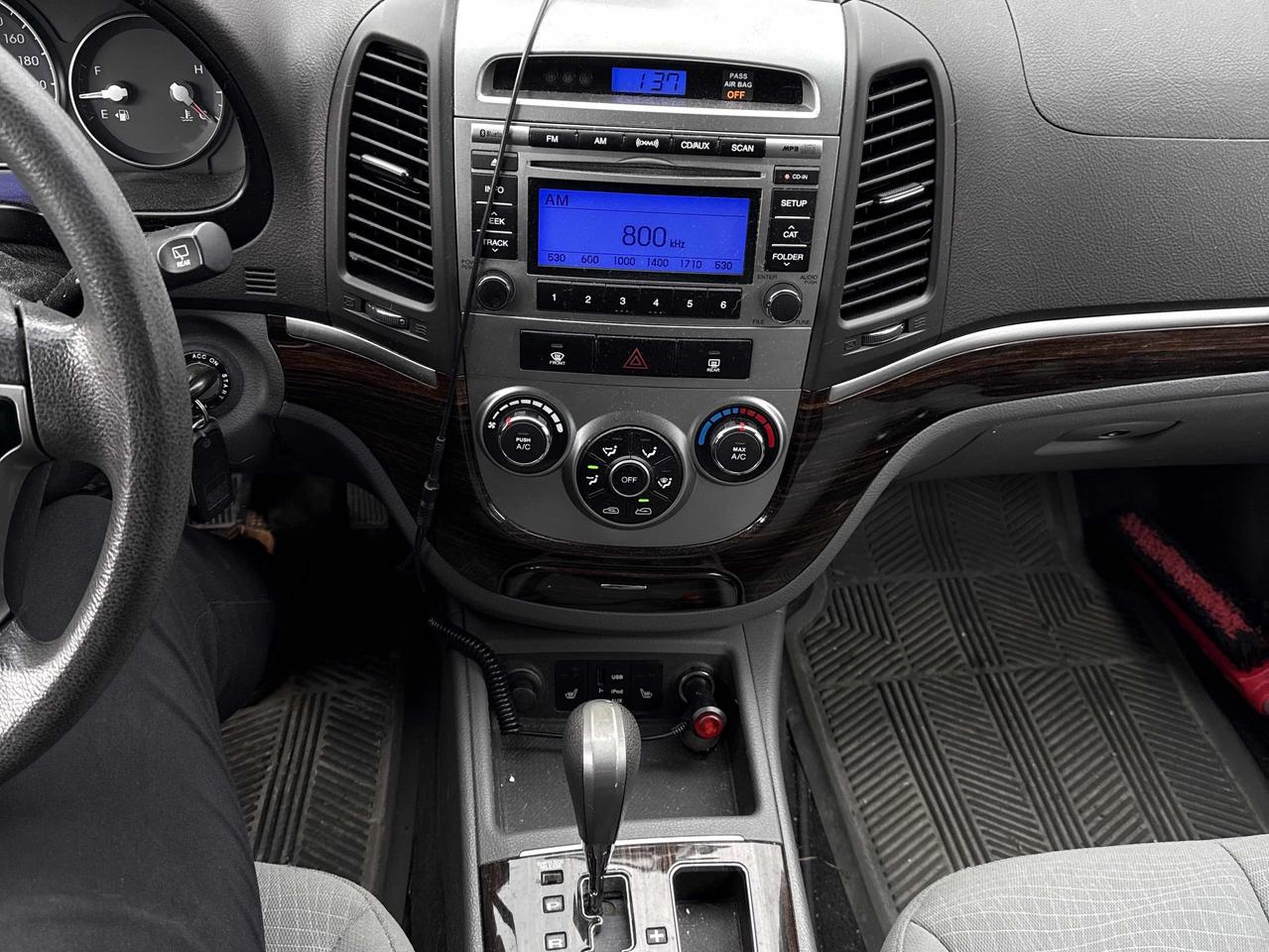 2011 Hyundai Santa Fe GLS Photo