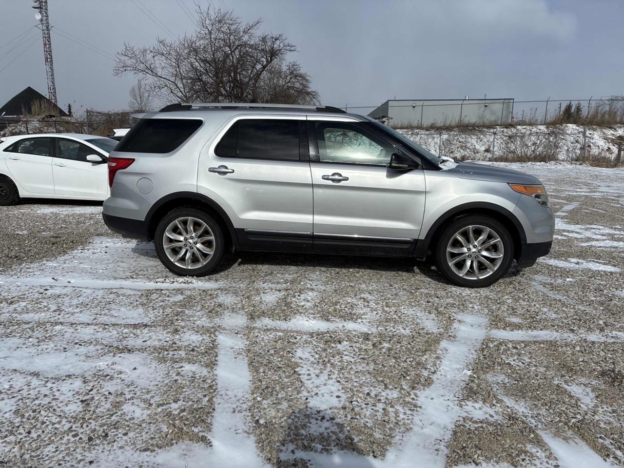 2012 Ford Explorer XLT Photo