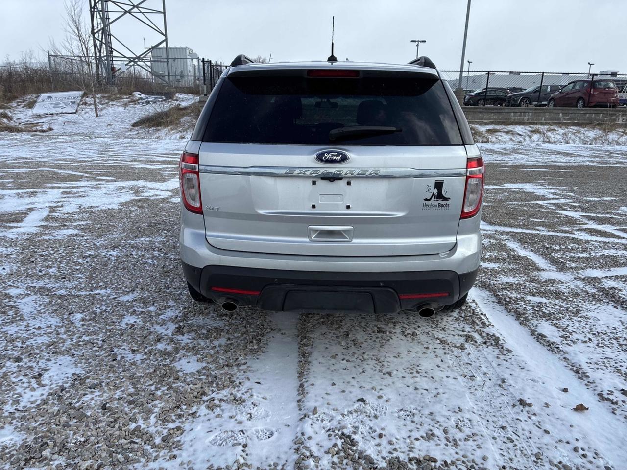 2012 Ford Explorer XLT Photo