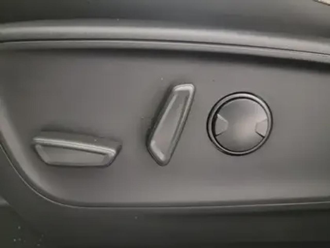 13762606.822296238