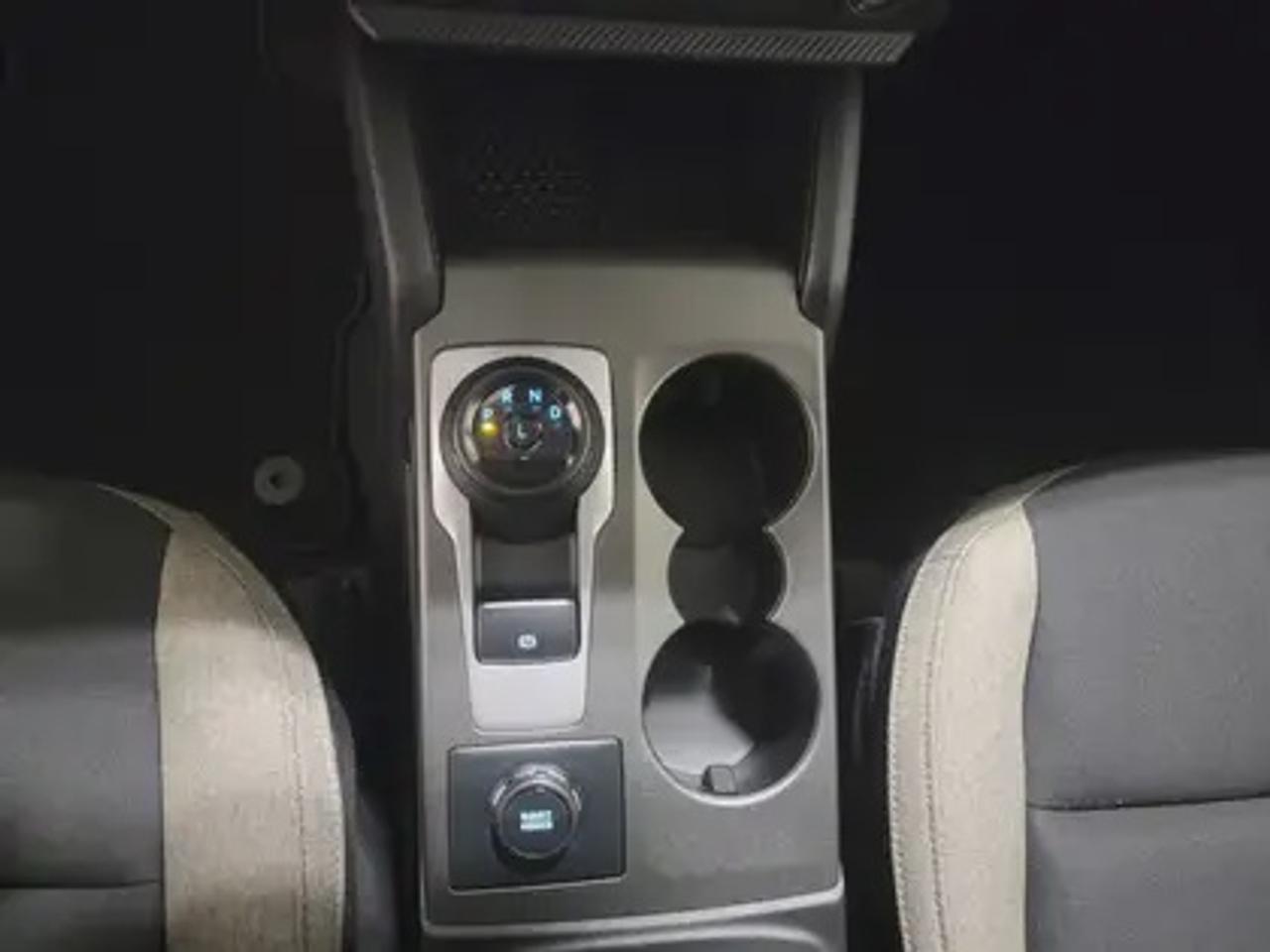 13762621.822296328