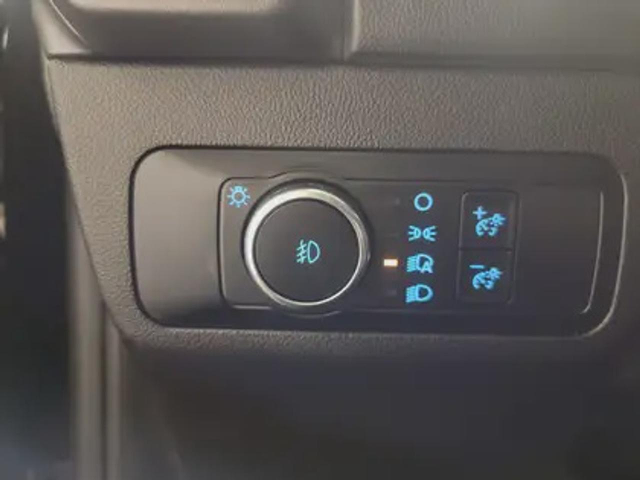 13762621.822296361