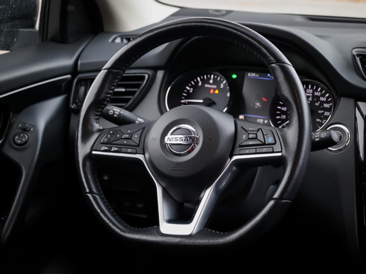 2023 Nissan Qashqai SV AWD Photo