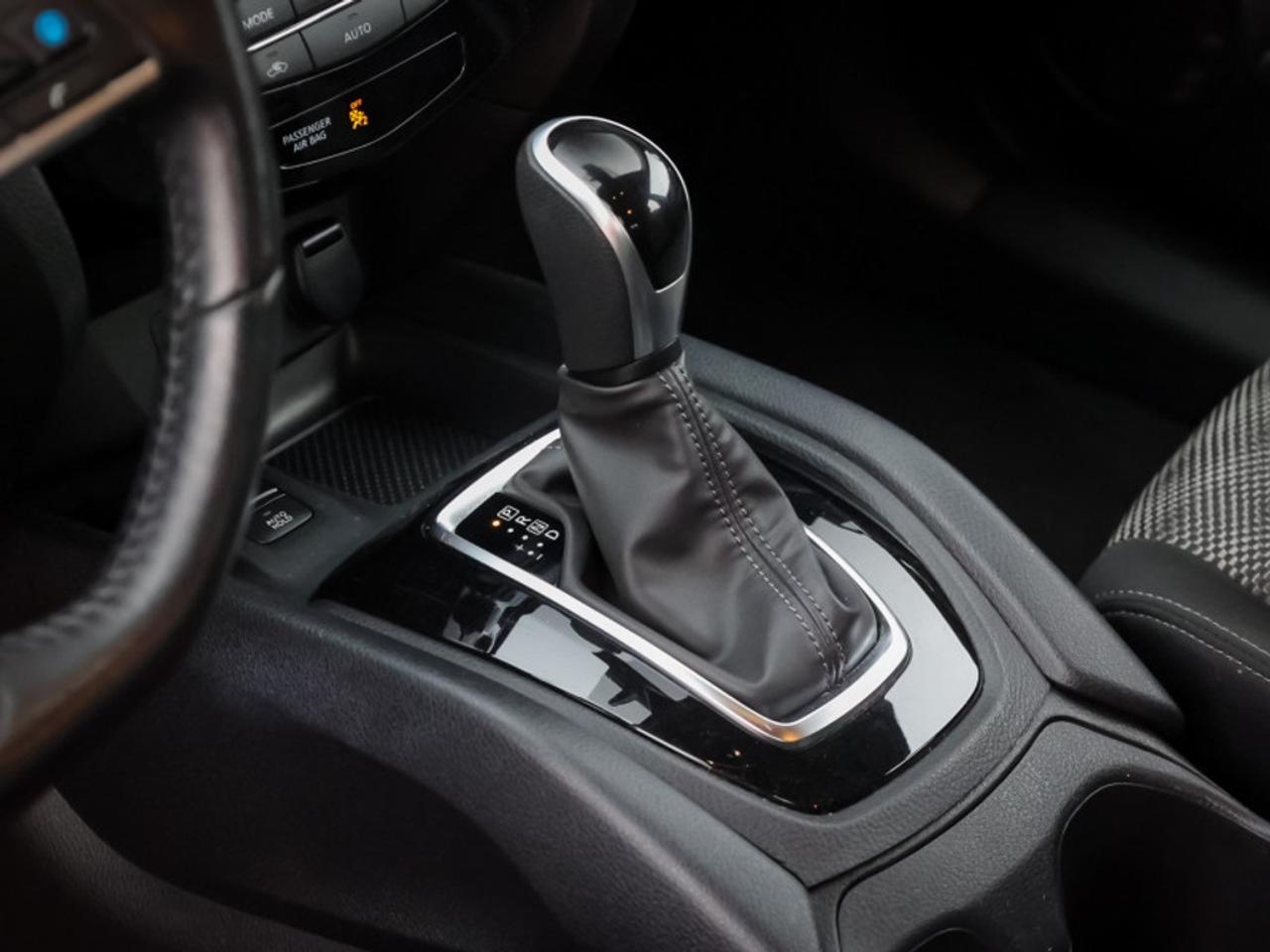 2023 Nissan Qashqai SV AWD Photo