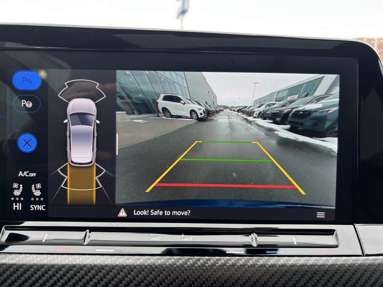 2024 Volkswagen Golf R DSG  - Leather Seats Photo