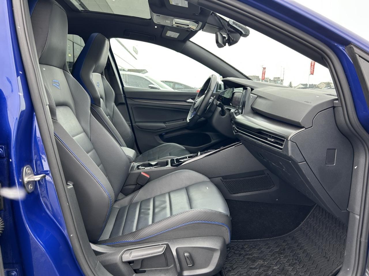 2024 Volkswagen Golf R DSG  - Leather Seats Photo