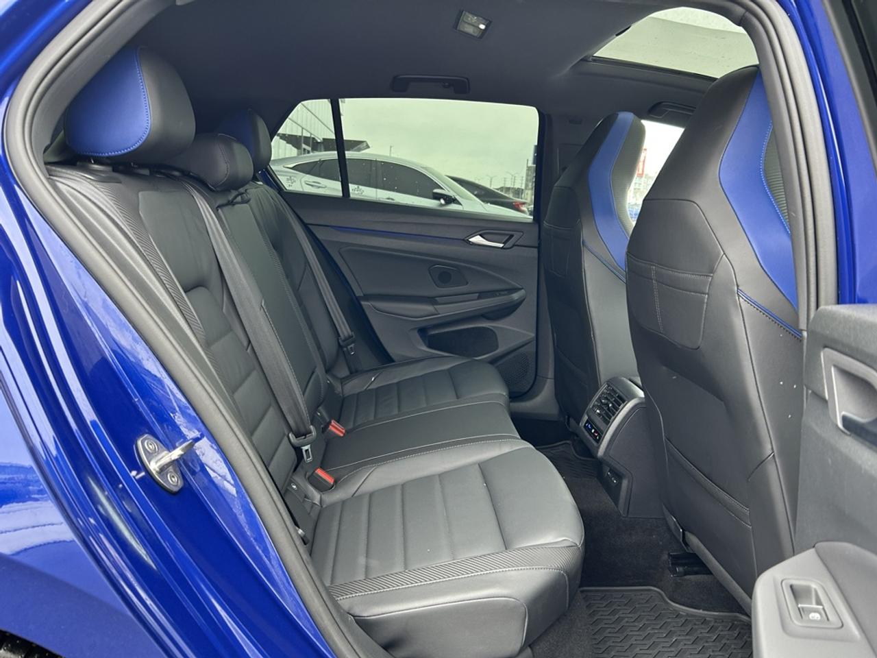 2024 Volkswagen Golf R DSG  - Leather Seats Photo
