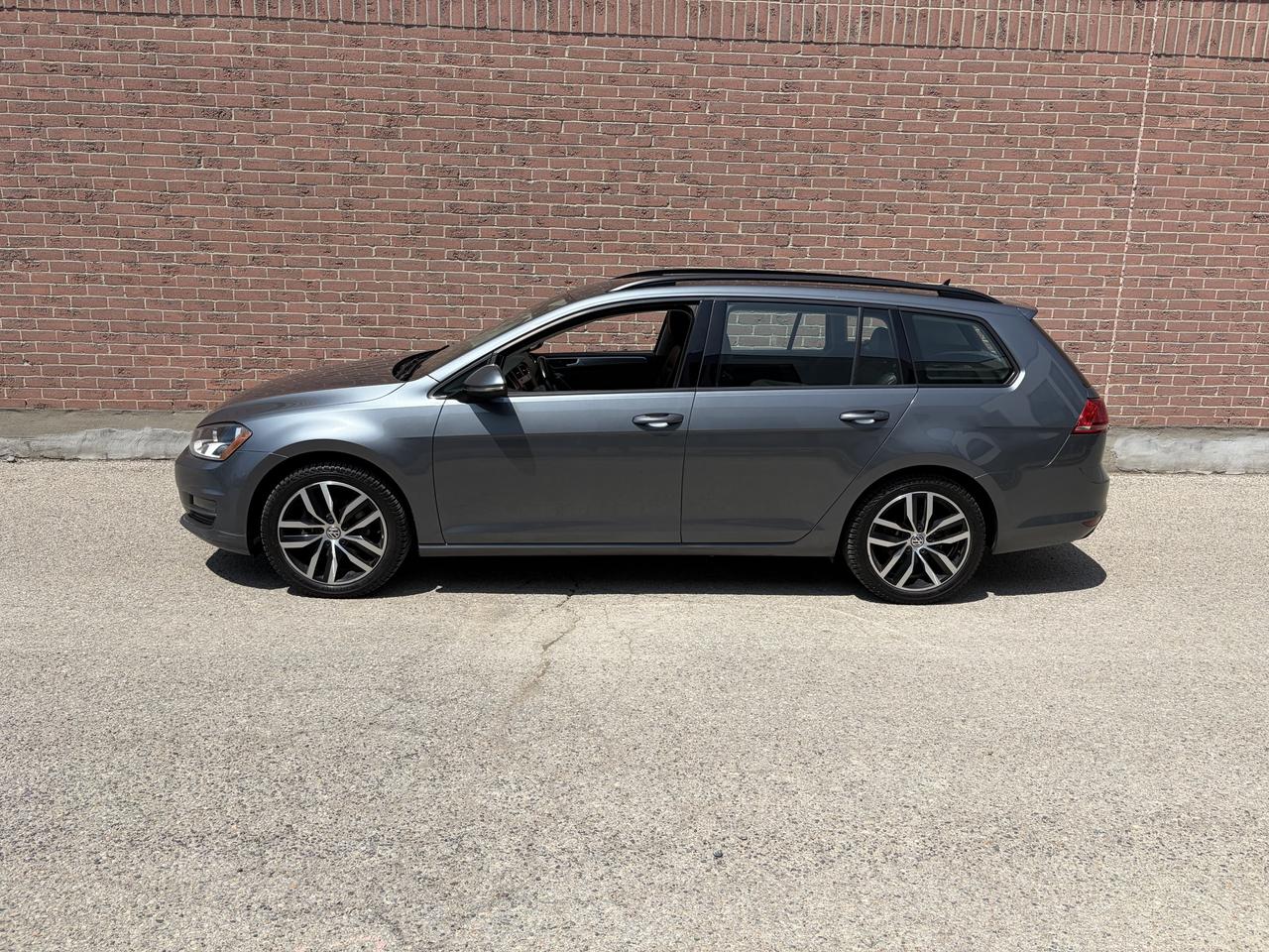 2016 Volkswagen Golf High line Photo