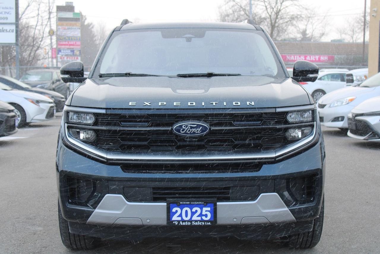 2025 Ford Expedition Platinum Max Photo1