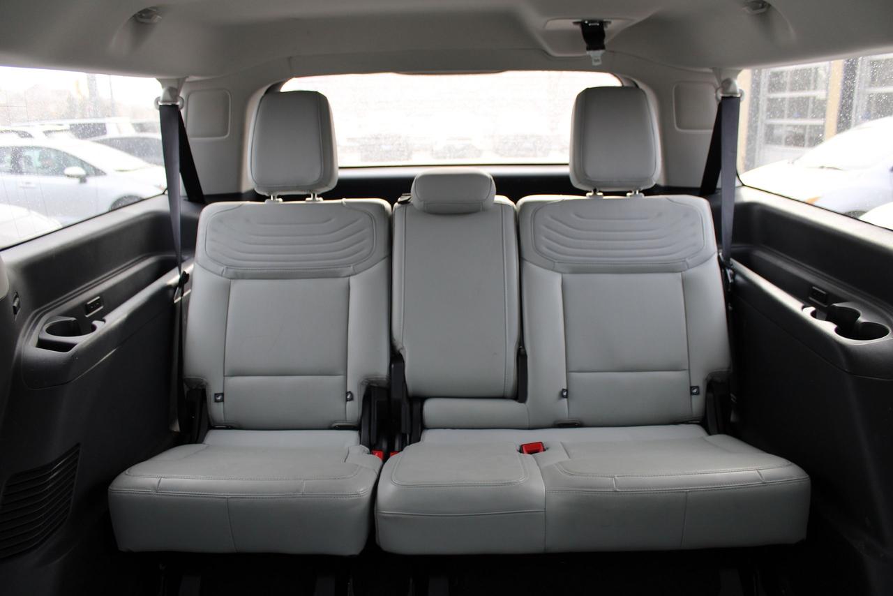 2025 Ford Expedition Platinum Max Photo