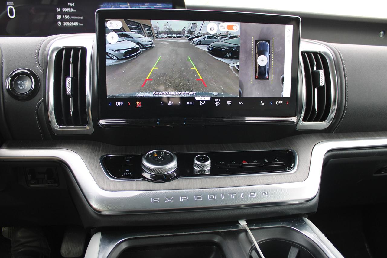 2025 Ford Expedition Platinum Max Photo